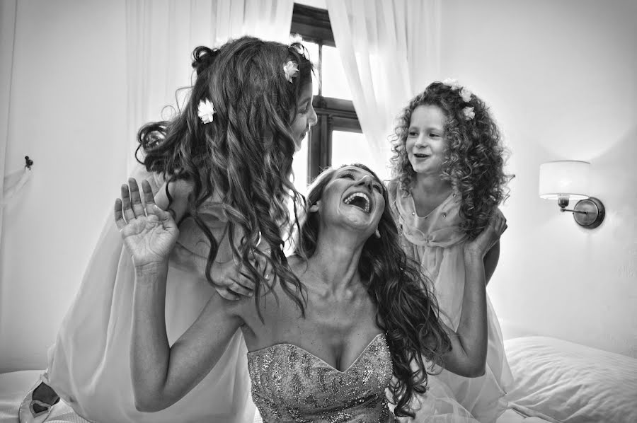 Wedding photographer Ilias Kimilio Kapetanakis (kimilio). Photo of 8 March 2014