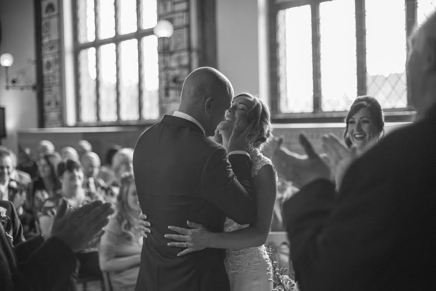 Fotógrafo de casamento Robbie Venn (robbievenn). Foto de 7 de junho 2017