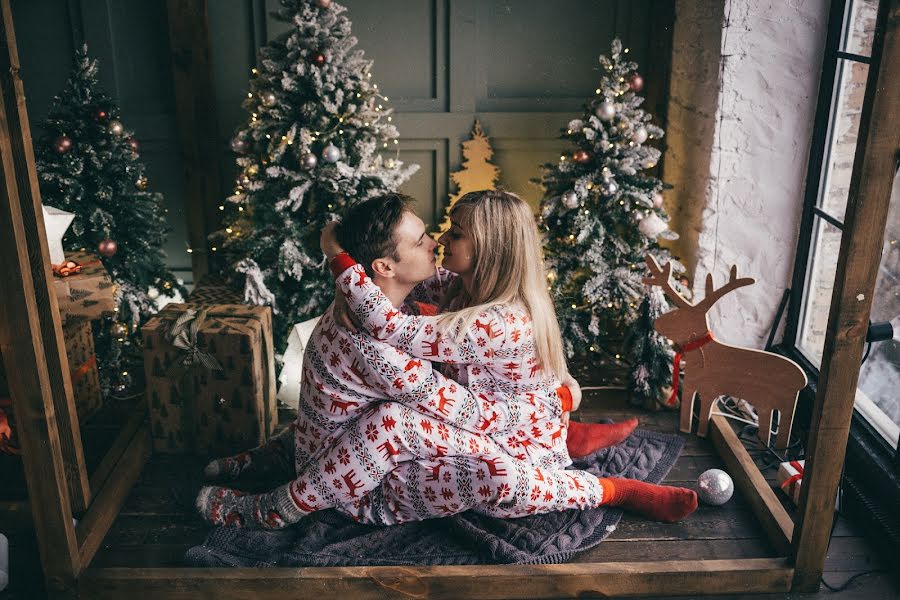 Fotógrafo de casamento Darya Ovchinnikova (ovchinnikovad). Foto de 23 de dezembro 2017