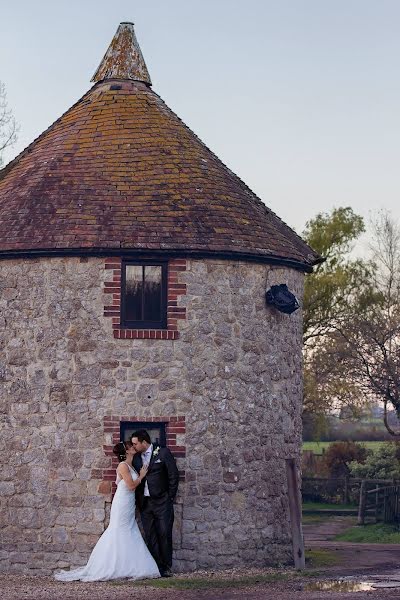 Wedding photographer Zak Davidson (zakdavidsonphoto). Photo of 1 July 2019