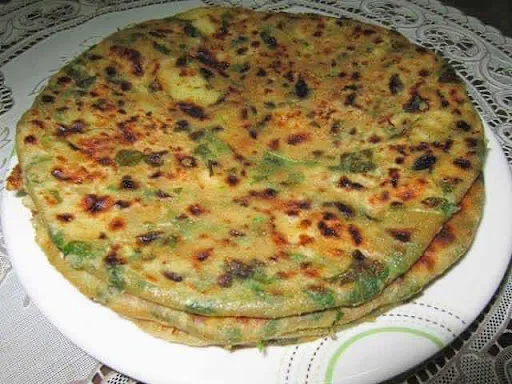 Aloo Methi Paratha