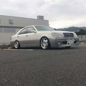 クラウンセダン