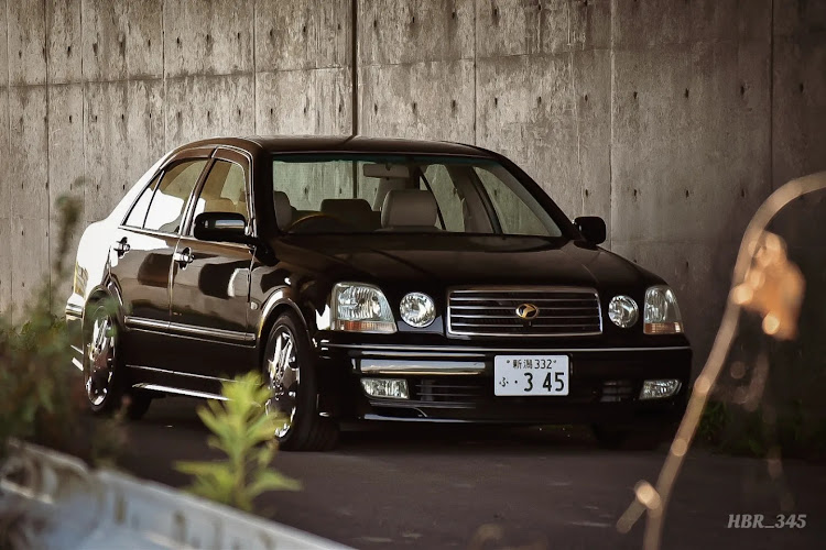 プログレのnikon・NikonD5600・小さな高級車・道路マニアに関するカスタム事例の投稿画像2枚目