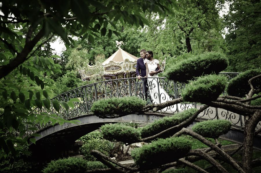 Fotografo di matrimoni Maude Leduc (maude33). Foto del 3 aprile 2018