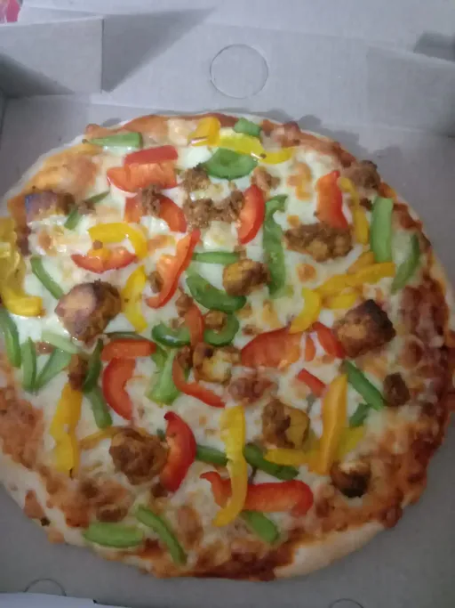 Peppy Paneer Pizza