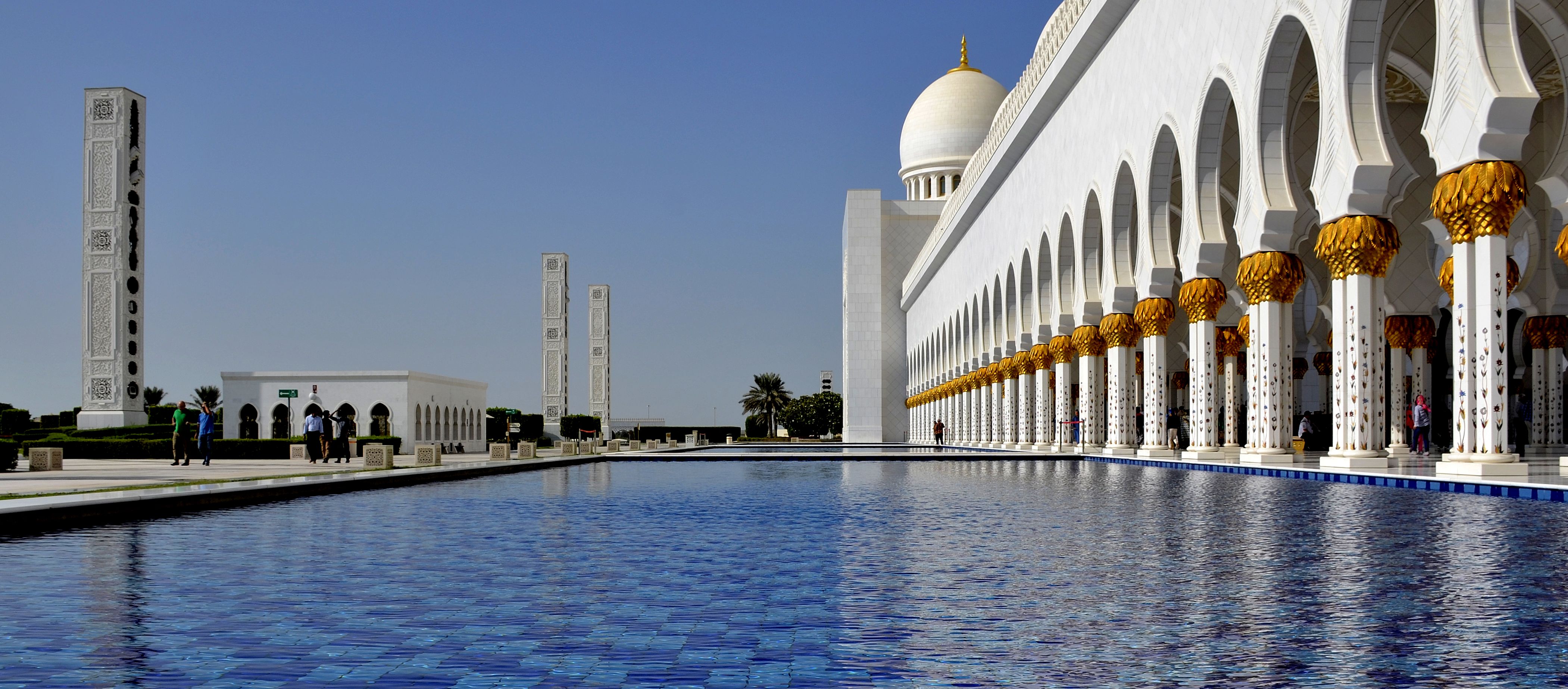 Moschea Bianca Abu Dhabi di lopicchio