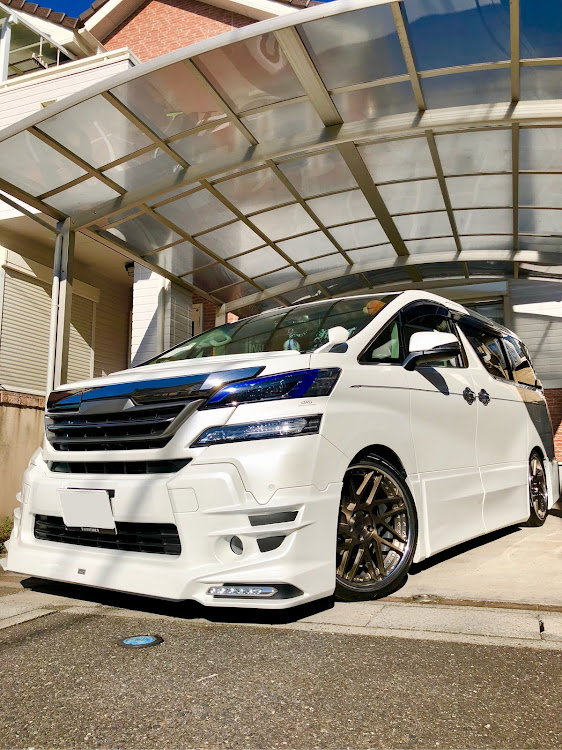 ヴェルファイアの若洲MT・愛車退院に関するカスタム事例の投稿画像2枚目