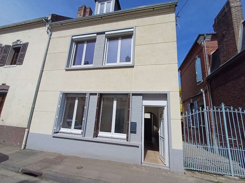 Location  maison 4 pièces 86.87 m² à Bouttencourt (80220), 720 €