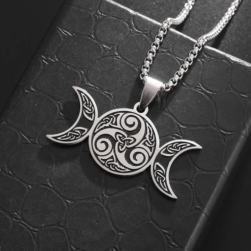 Title 7, Collier pendentif en acier inoxydable avec doub...
