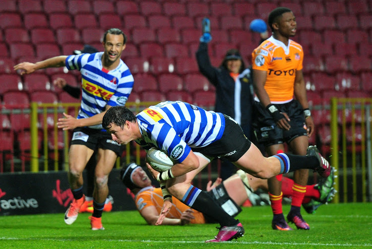 Western Province full-back Ruhan Nel scores a try during the Currie Cup match against Free State Cheetahs at the Newlands Rugby Stadium, Cape Town on August 25 2018.