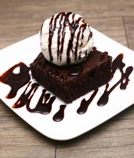 Brownie With Ice Cream