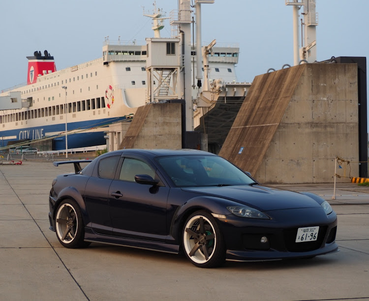 RX-8の新門司港・阪急フェリー・コラボ(笑)・夕方の風景に関するカスタム事例の投稿画像4枚目