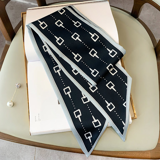 Title 7, Slim And Long Pointed Professional Decorative S...