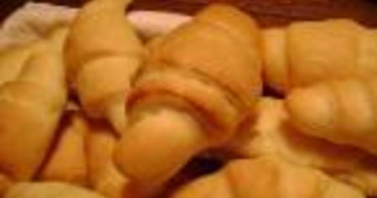 Bread Machine Crescent Dinner Rolls - Peanut Blossom