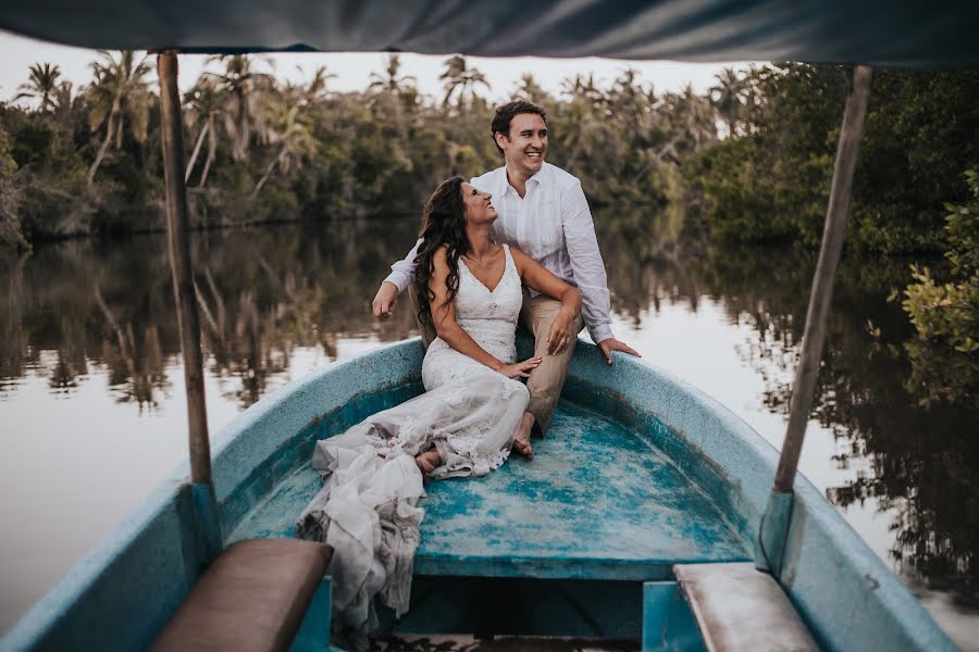 Fotógrafo de bodas Jean Pierre Michaud (acapierre). Foto del 16 de mayo 2017