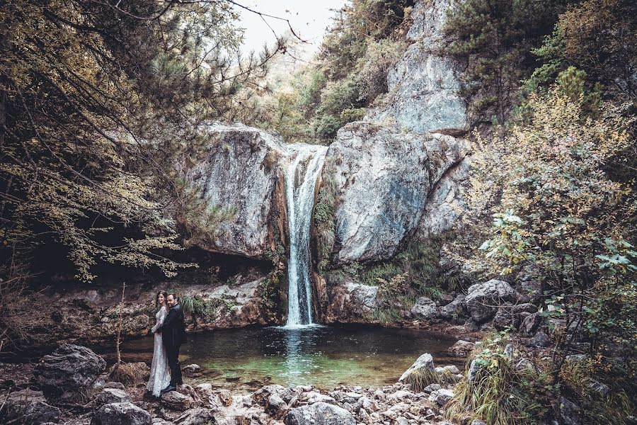 Fotograful de nuntă Nikos Papadoglou (nikospapadolgou). Fotografia din 21 decembrie 2020