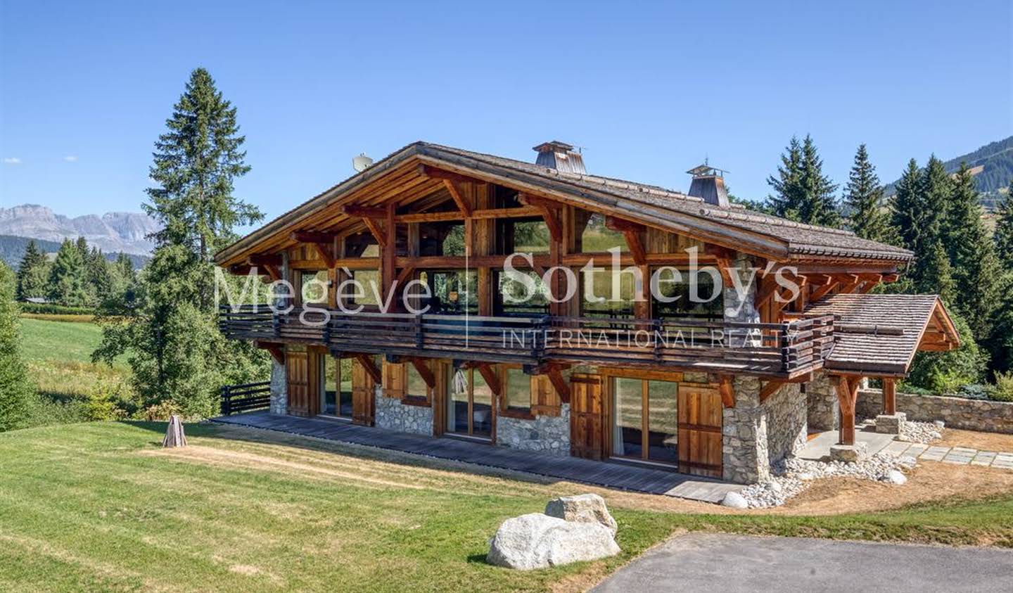 Chalet with pool Megeve