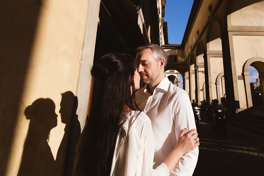 Wedding photographer Elena Lourie (moreloveinitaly). Photo of 21 April 2019