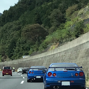 スカイライン GT-R BNR34