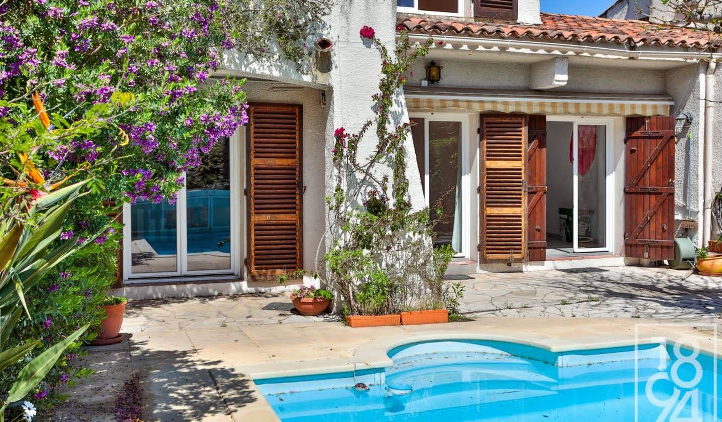 Villa with pool and terrace Frejus