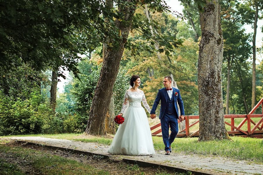 Fotógrafo de casamento Alena Rumyanceva (binary). Foto de 13 de fevereiro 2019