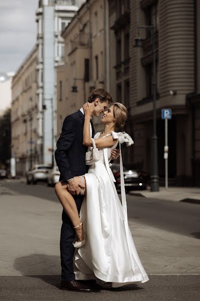 Wedding photographer Kseniya Larionova (ksenn). Photo of 22 August 2022