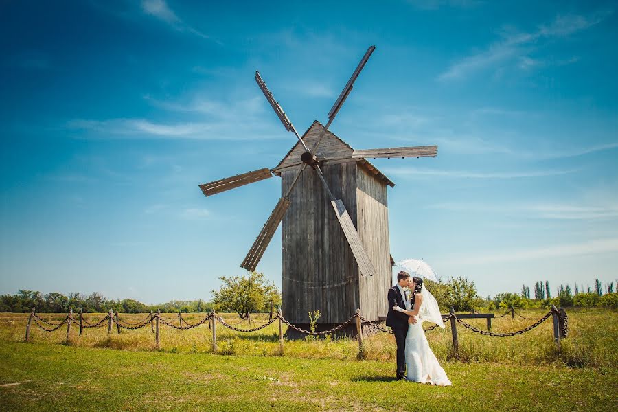 Photographe de mariage Dmitriy Polyaskovskiy (polyaskovskiy). Photo du 4 mars 2015