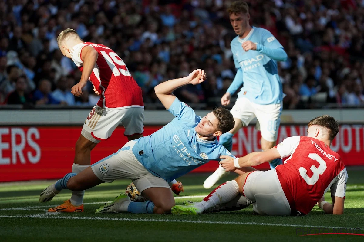 🎥 Trossard et De Bruyne en feu : le premier titre de la saison décerné en Angleterre