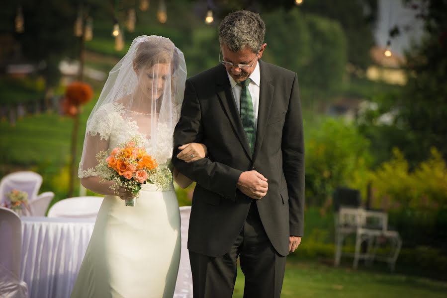 Fotógrafo de casamento Rupesh Aravind (aravind). Foto de 12 de agosto 2015