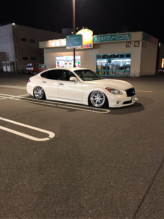 フーガのKさんが投稿したカスタム事例の投稿画像1枚目