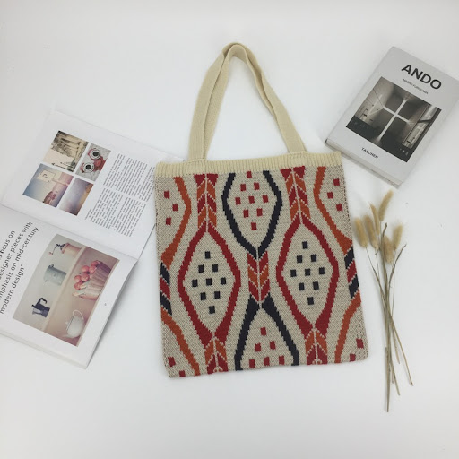 Title 5, Large-capacity woven fabric check pattern handb...