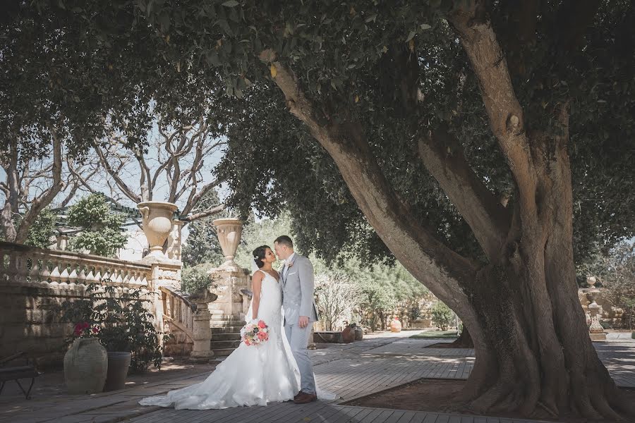 Fotografo di matrimoni Uldis Lapins (uldislapins). Foto del 9 dicembre 2019