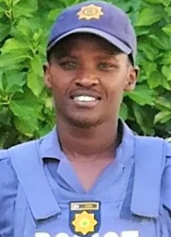 Constable Shane Nico Fleur was stabbed to death while he was visiting friends in Arcadia, Humansdorp on Wednesday