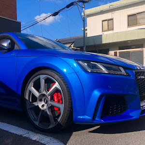 TT RS クーペ A6