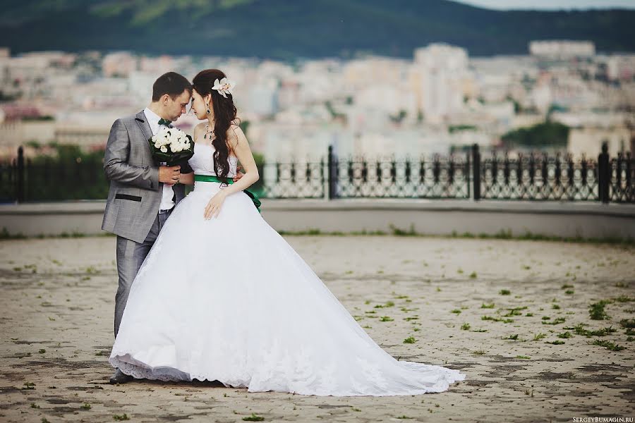 Wedding photographer Sergey Bumagin (sergeybumagin). Photo of 1 July 2013