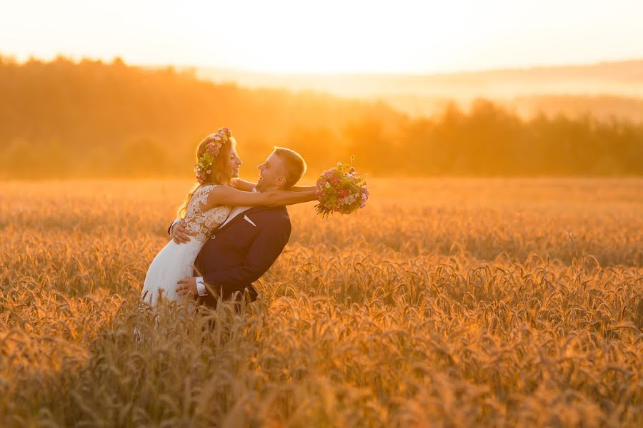 Hochzeitsfotograf Magia Obrazu (magiaobrazu). Foto vom 10. August 2016