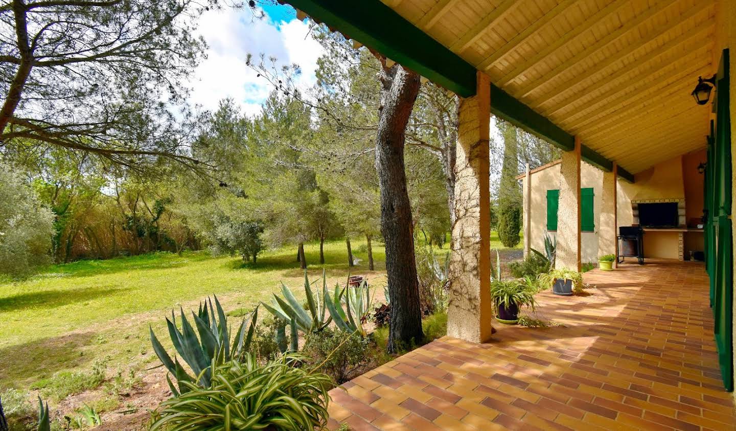 House with terrace Pezenas