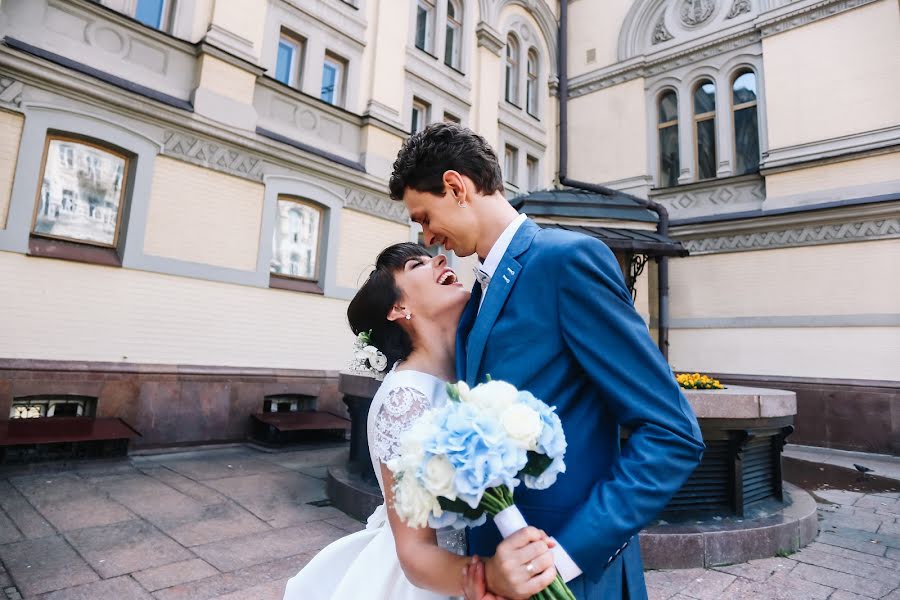 Wedding photographer Nastya Anikanova (takepic). Photo of 14 March 2018