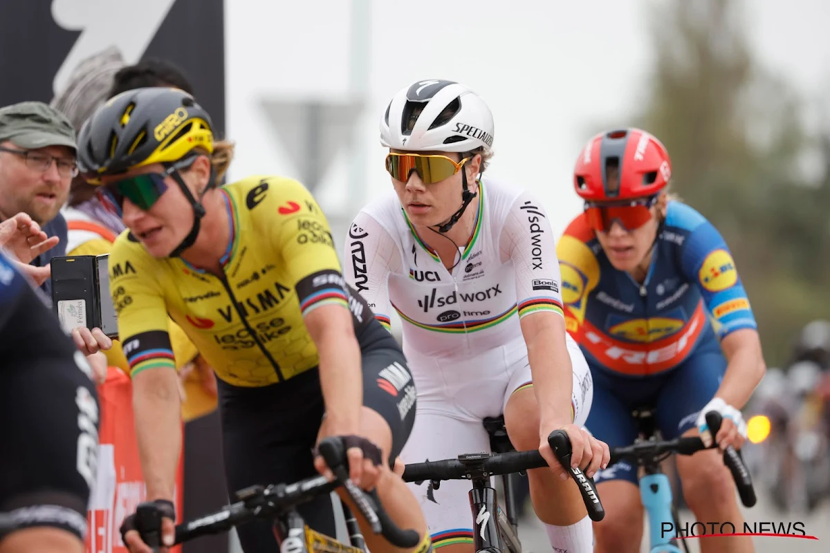 Kopecky komt met gevatte opmerking over solo van Van der Poel in Parijs-Roubaix  