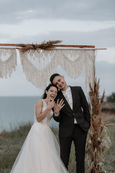 Fotógrafo de casamento Lyuba Bolotina (lyubab). Foto de 5 de setembro 2020
