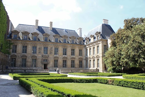 MARTES 4 DE JUNIO. ILLE DE LA CITE, LA BASTILLA, LE MARAIS Y LES HALLES - PARÍS Y EURODISNEY EN PRIMAVERA (20)