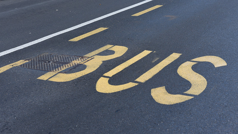 Bus stop di Seidodici