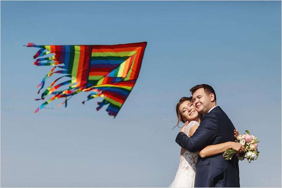 Fotógrafo de casamento Kirill Kononov (wraiz). Foto de 11 de janeiro 2018