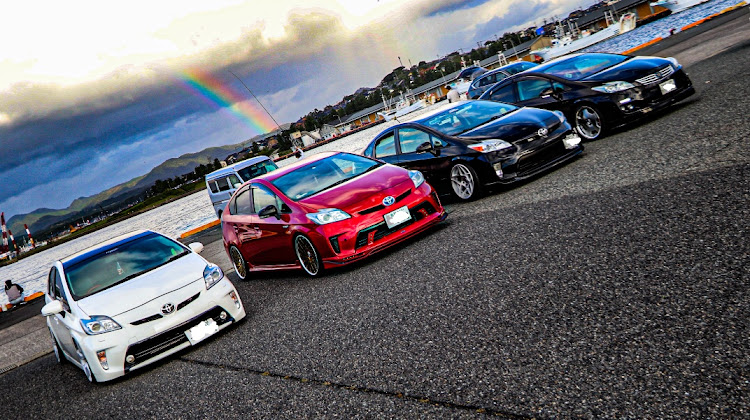 プリウスのCRIMSON RS CV WIRE・Stellar Ｖ・puriten family・賀露港MTに関するカスタム事例の投稿画像2枚目