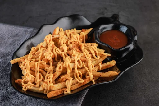 Peri Peri Fries With Cheesy Chedar