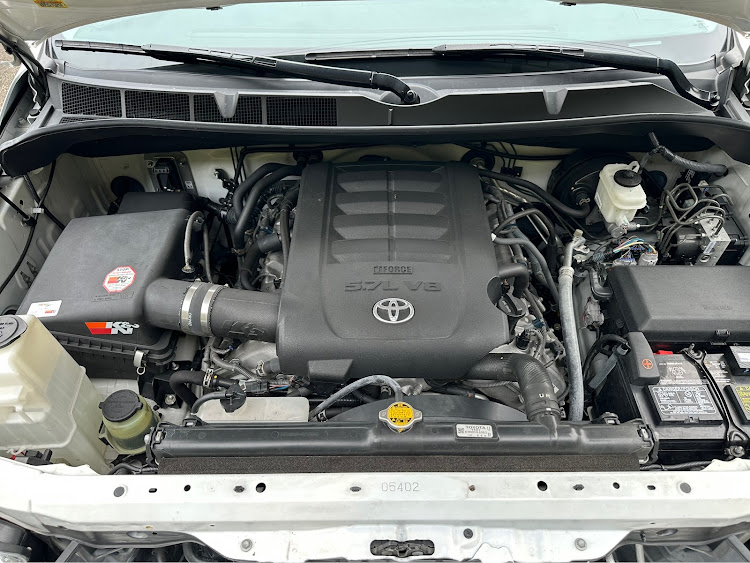 タンドラのus toyota・TUNDRA・タンドラ・タンドラクルーマックス・FOR SALEに関するカスタム事例の投稿画像6枚目