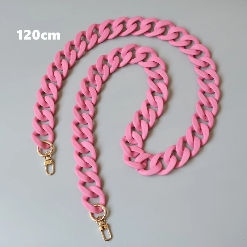 Collier femme en résine acrylique de couleur unie, accessoire de mode, élégant et tendance, parfait pour sublimer toutes vos tenues.