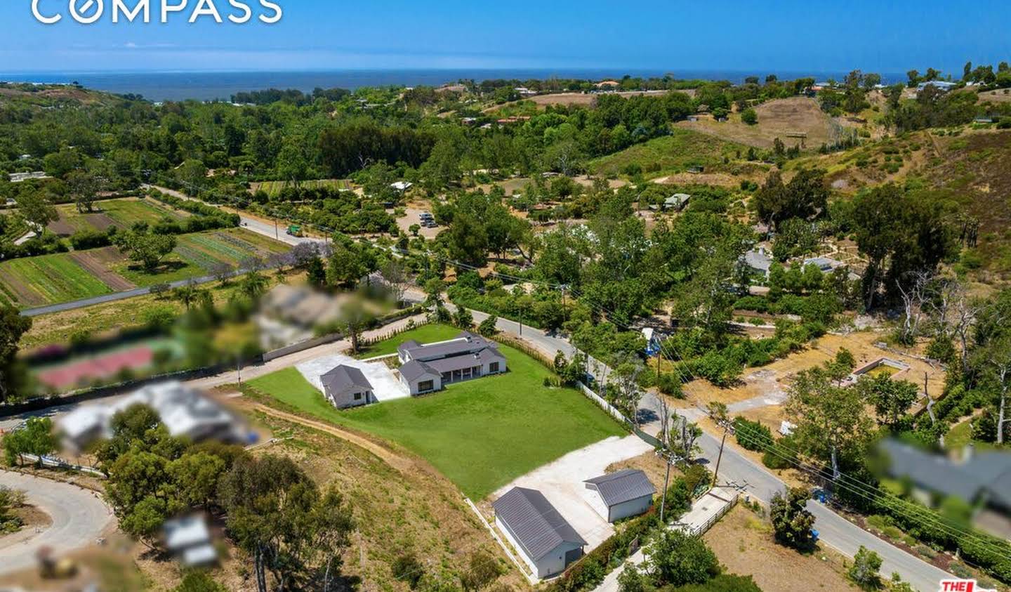 Maison avec piscine Malibu