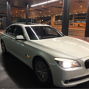 7シリーズ 750i