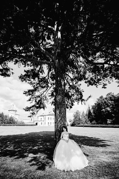 Fotógrafo de casamento Semen Konev (semyon). Foto de 4 de janeiro 2017